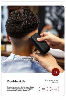 পুরুষদের শরীরের শেভিং জন্য প্লাস্টিকের হাউজিং সঙ্গে 5V পাওয়ার টুইন ব্লেড বৈদ্যুতিক রেজার
