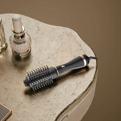 1200W টাইটানিয়াম ব্লো ড্রায়ার ব্রাশ 3 তাপমাত্রা স্তর এবং ফ্রিজ-মুক্ত স্টাইলিংয়ের জন্য 1 বছরের ওয়ারেন্টি সহ