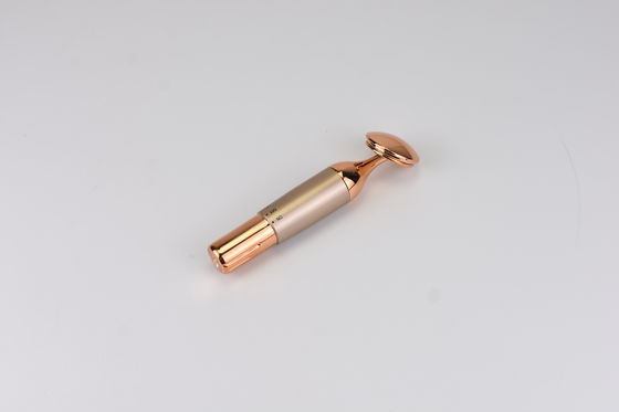 ত্বকের বার্ধক্য রোধে ফেস ম্যাসেজার রোলার, যা ত্বককে টানটান করে এবং ১ বছরের ওয়ারেন্টি সহ একটি সৌন্দর্য্য ডিভাইস